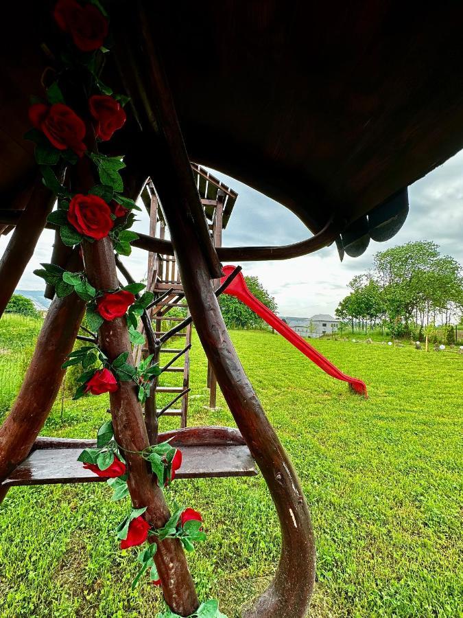 A-Frame Bucovina- Paradis Bucovinean Capu Cimpului Exterior foto